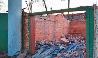 Демонтаж гаражей в Туле, цена от 1765 руб. – услуги под ключ от Мастер крыш71